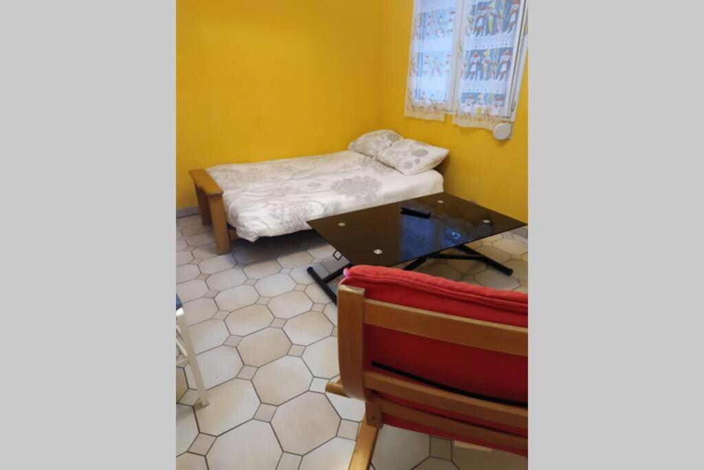 شقة Chez Fabienne T3 Le Breuil-sur-Couze المظهر الخارجي الصورة