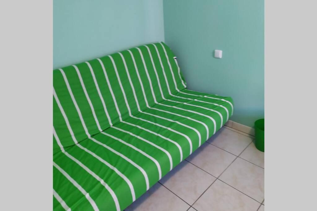شقة Chez Fabienne T3 Le Breuil-sur-Couze المظهر الخارجي الصورة