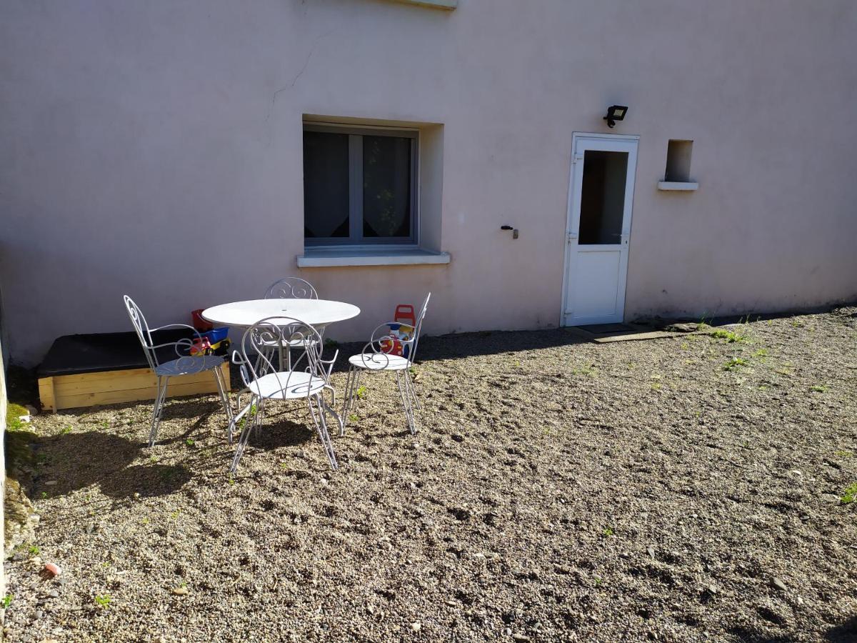 شقة Chez Fabienne T3 Le Breuil-sur-Couze المظهر الخارجي الصورة